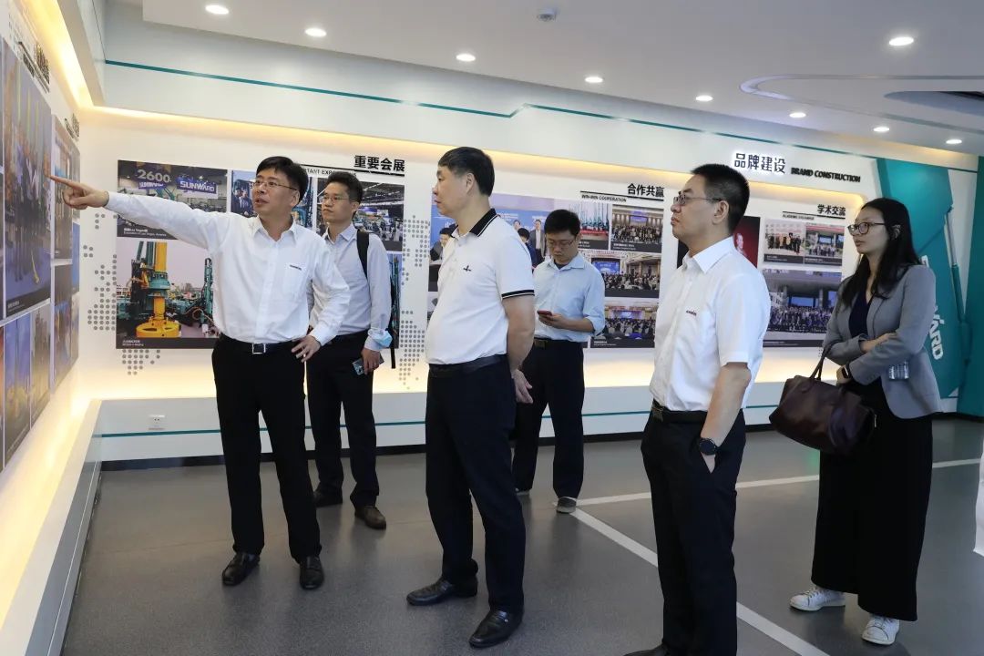 广州工控集团副总经理李绍康调研球友会体育-球友会体育（中国）官方在线
智能