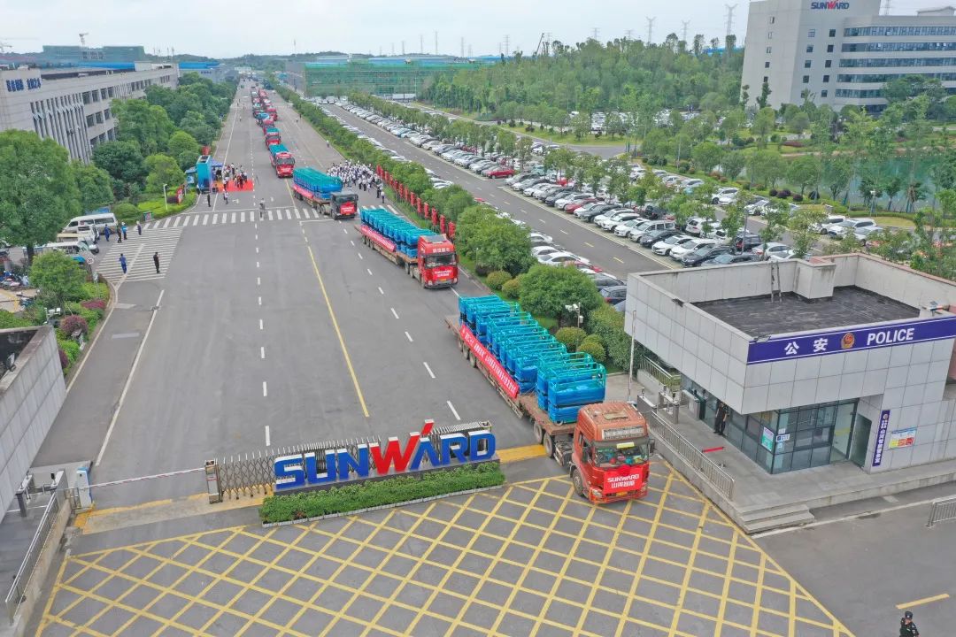 献礼二十大,再攀新高地!球友会体育-球友会体育(中国)官方在线
智能高空机械设备再迎批量发货