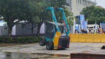 “太绝了!”球友会体育-球友会体育(中国)官方在线
智能代表长沙精彩亮相湖南省第一届职业技能大赛绝技绝活展演