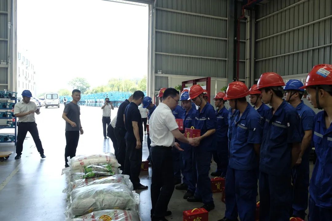 长沙市总工会慰问球友会体育-球友会体育(中国)官方在线
智能一线员工