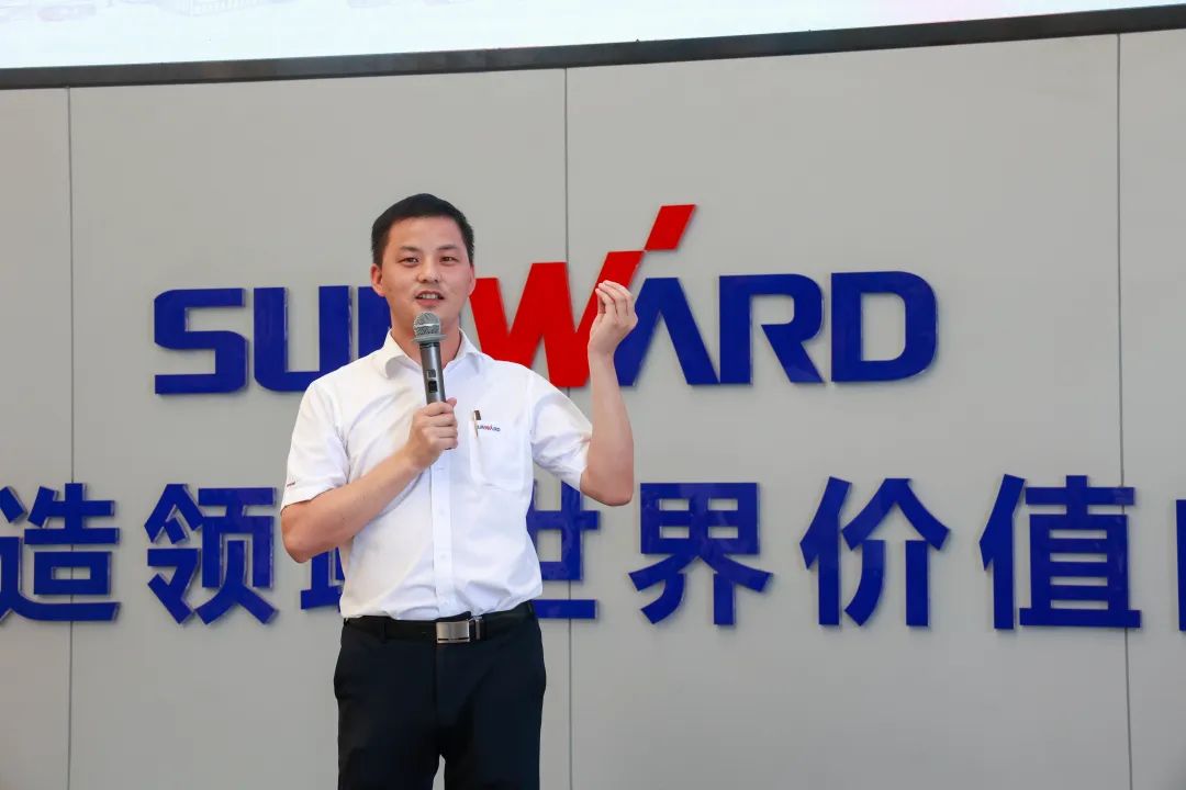 又酷又辣又炫!球友会体育-球友会体育(中国)官方在线
智能第二届挖机宝贝来了