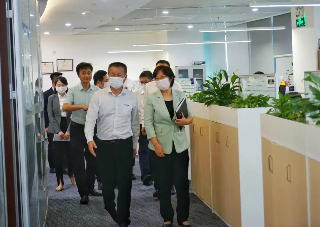 球友会体育-球友会体育（中国）官方在线
智能总经理夏志宏带队赴中国信保湖南分公司拜访交流