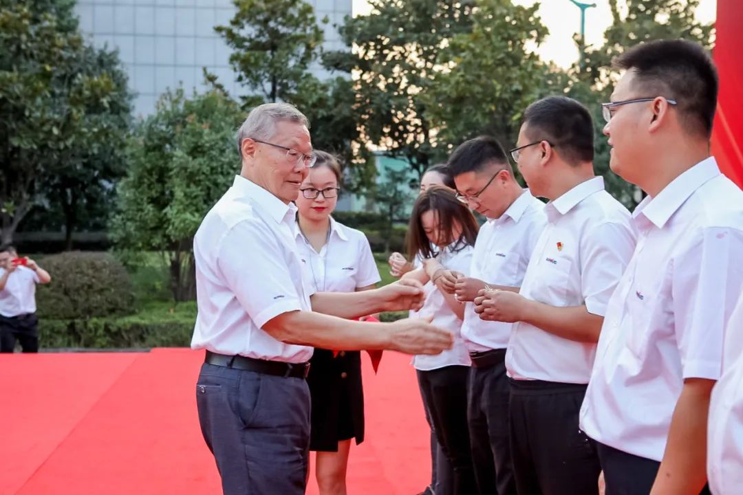 喜迎二十大 携手向未来 | 球友会体育-球友会体育（中国）官方在线
智能成立23周年庆祝表彰大会暨趣味运动会隆重举行