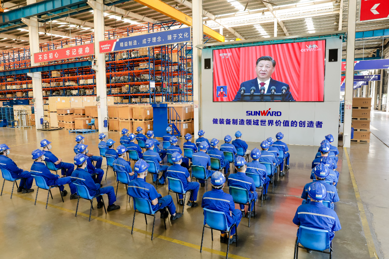 振奋人心！球友会体育-球友会体育（中国）官方在线
智能党员干部集中收看党的二十大开幕会盛况