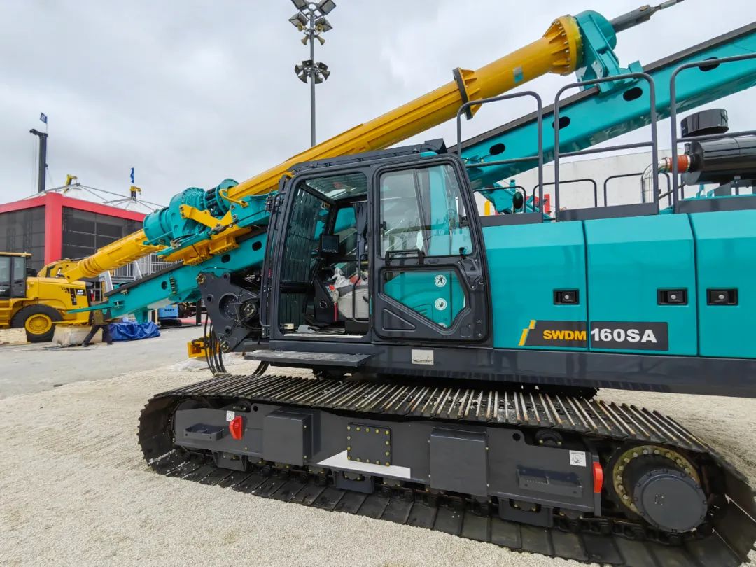 Bauma 2022 | 高端定制、绿动未来……球友会体育-球友会体育（中国）官方在线
智能即将携20余款创新产品再登德国宝马展