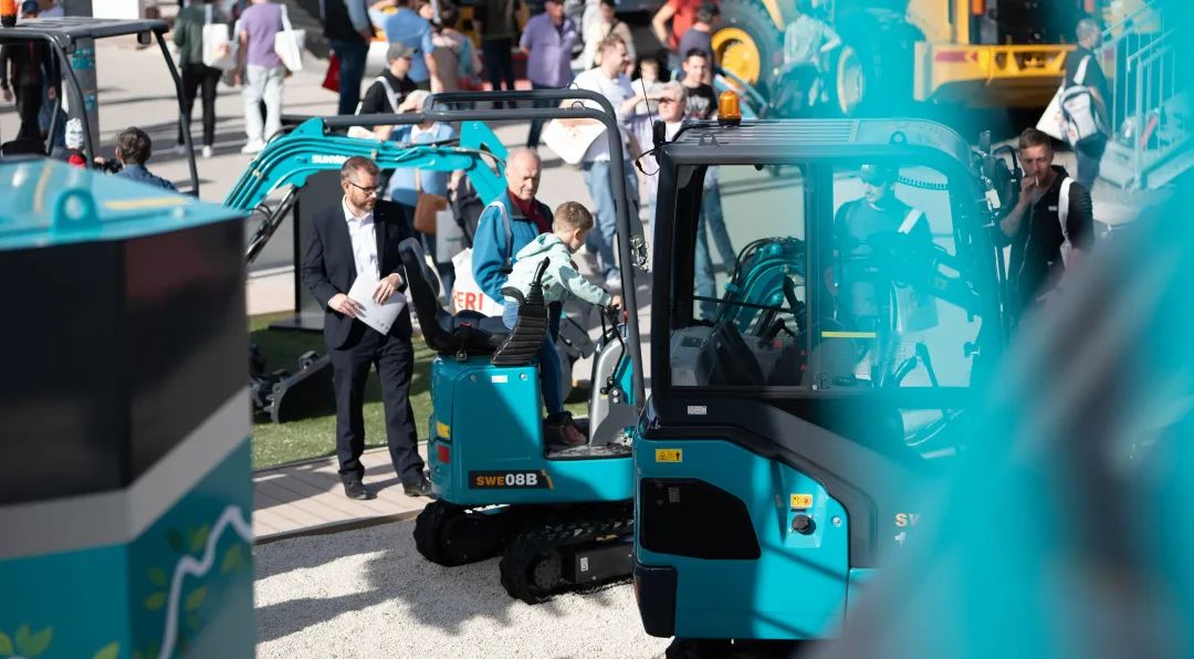 Bauma 2022 | 一组火热现场图带您重温球友会体育-球友会体育（中国）官方在线
智能德国宝马展之旅