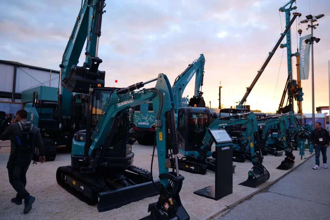 Bauma 2022 | 一组火热现场图带您重温球友会体育-球友会体育（中国）官方在线
智能德国宝马展之旅