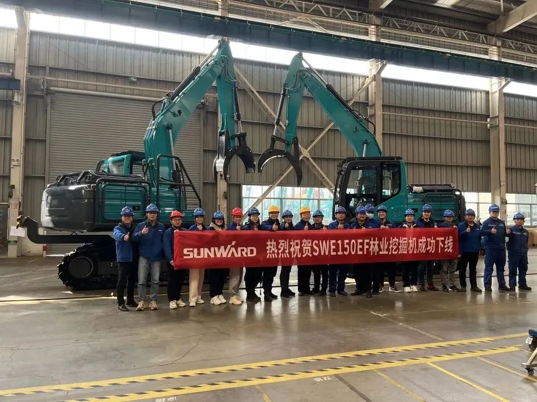 翻山越岭，称霸“武林”！球友会体育-球友会体育（中国）官方在线
智能首款中型林业挖掘机成功下线