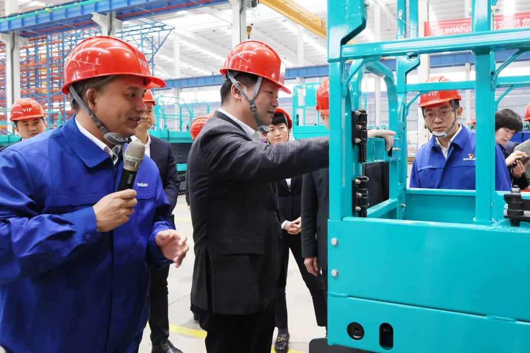 付旭明慰问球友会体育-球友会体育(中国)官方在线
智能市三八红旗手并督导安全生产工作