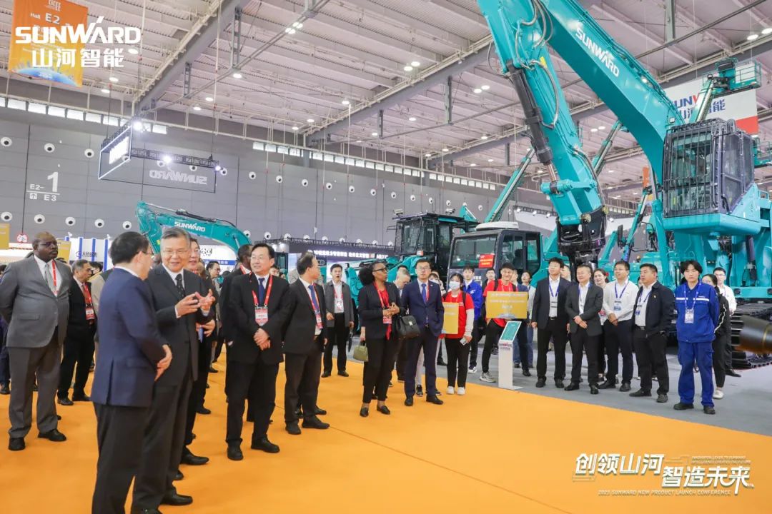 2023 CICEE | 球友会体育-球友会体育（中国）官方在线
智能亮相2023长沙国际工程机械展！智能化、电动化产品站C位