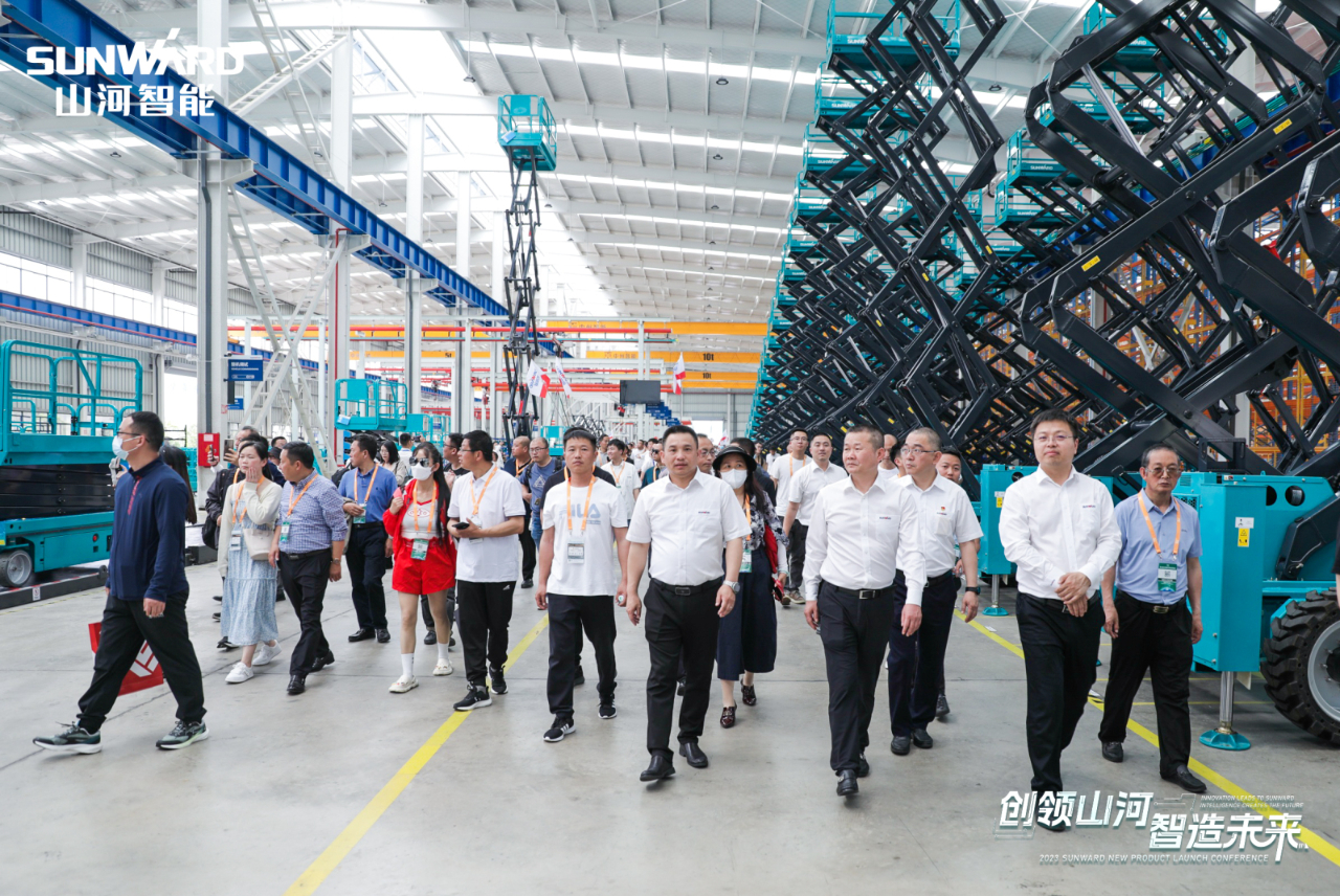 千人齐聚、爆品出击！球友会体育-球友会体育（中国）官方在线
智能新品推介会圆满举办