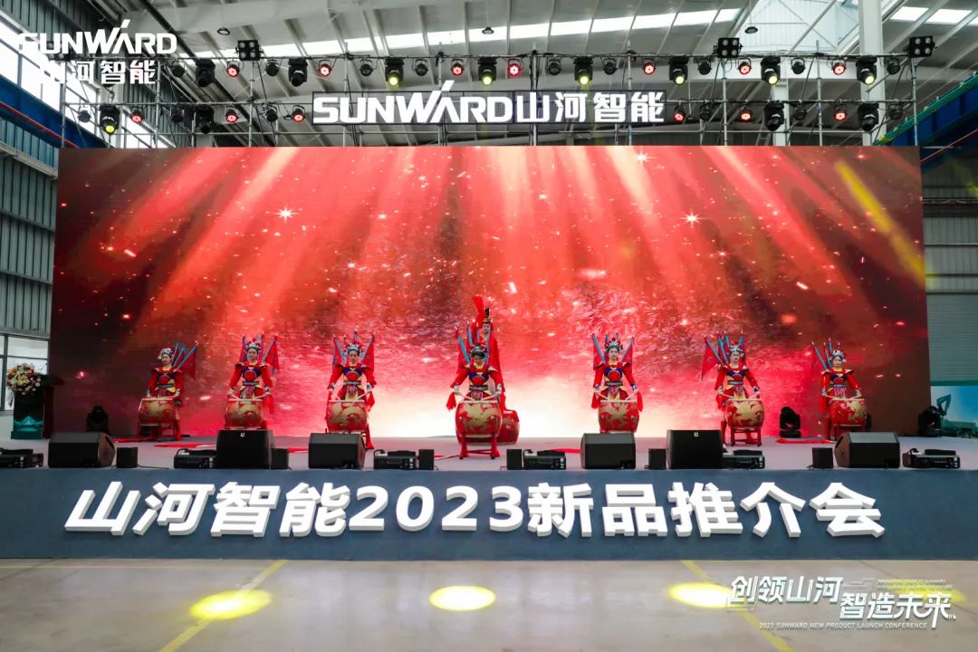 千人齐聚、爆品出击！球友会体育-球友会体育（中国）官方在线
智能新品推介会圆满举办