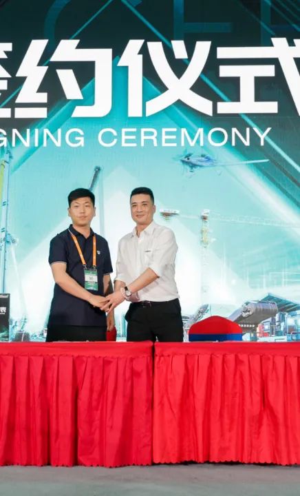 千人齐聚、爆品出击！球友会体育-球友会体育（中国）官方在线
智能新品推介会圆满举办
