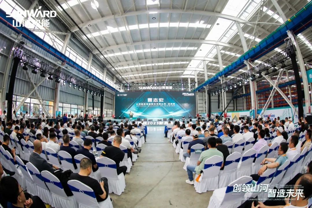 千人齐聚、爆品出击！球友会体育-球友会体育（中国）官方在线
智能新品推介会圆满举办