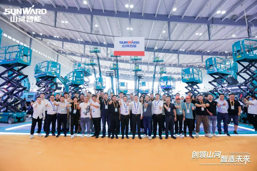 闪耀2023 CICEE！看球友会体育-球友会体育（中国）官方在线
智能“明星产品”有多“炫”