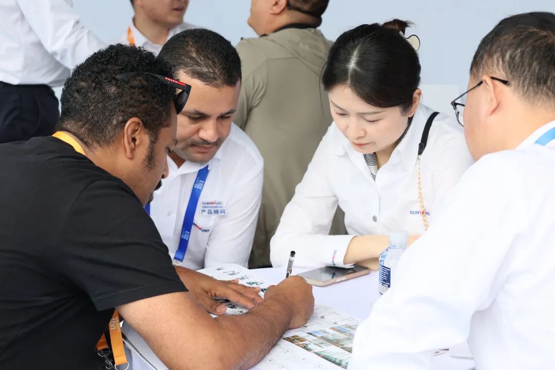 2023 CICEE | 全球工程机械盛会完美落幕！球友会体育-球友会体育（中国）官方在线
智能交出闪亮答卷