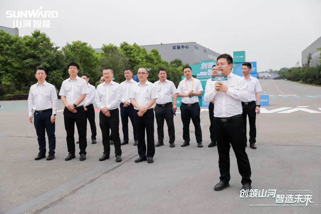 2023 CICEE | 全球工程机械盛会完美落幕！球友会体育-球友会体育（中国）官方在线
智能交出闪亮答卷