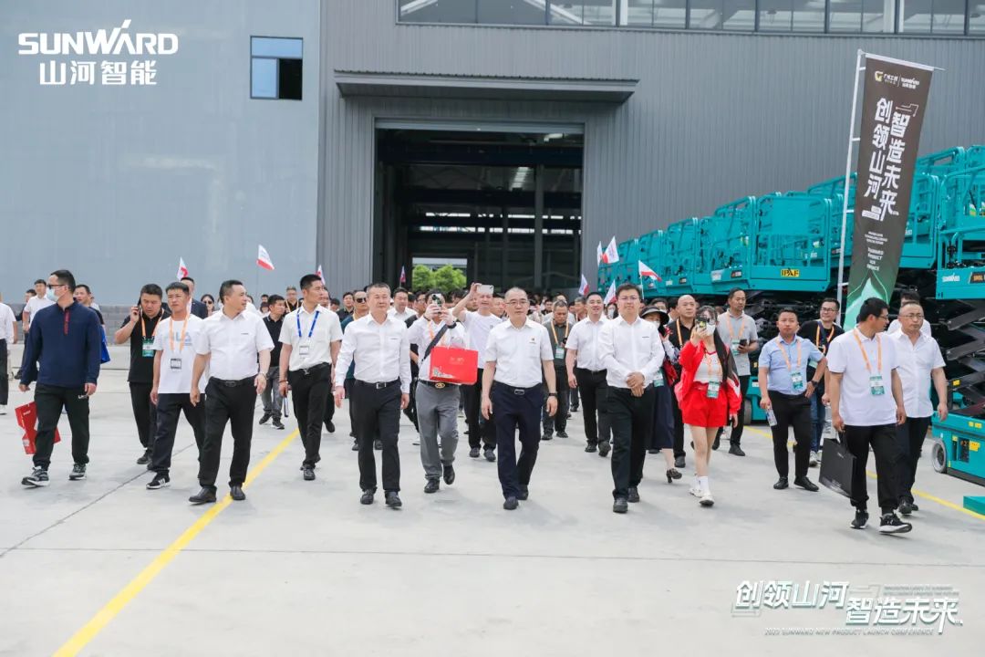 2023 CICEE | 全球工程机械盛会完美落幕！球友会体育-球友会体育（中国）官方在线
智能交出闪亮答卷