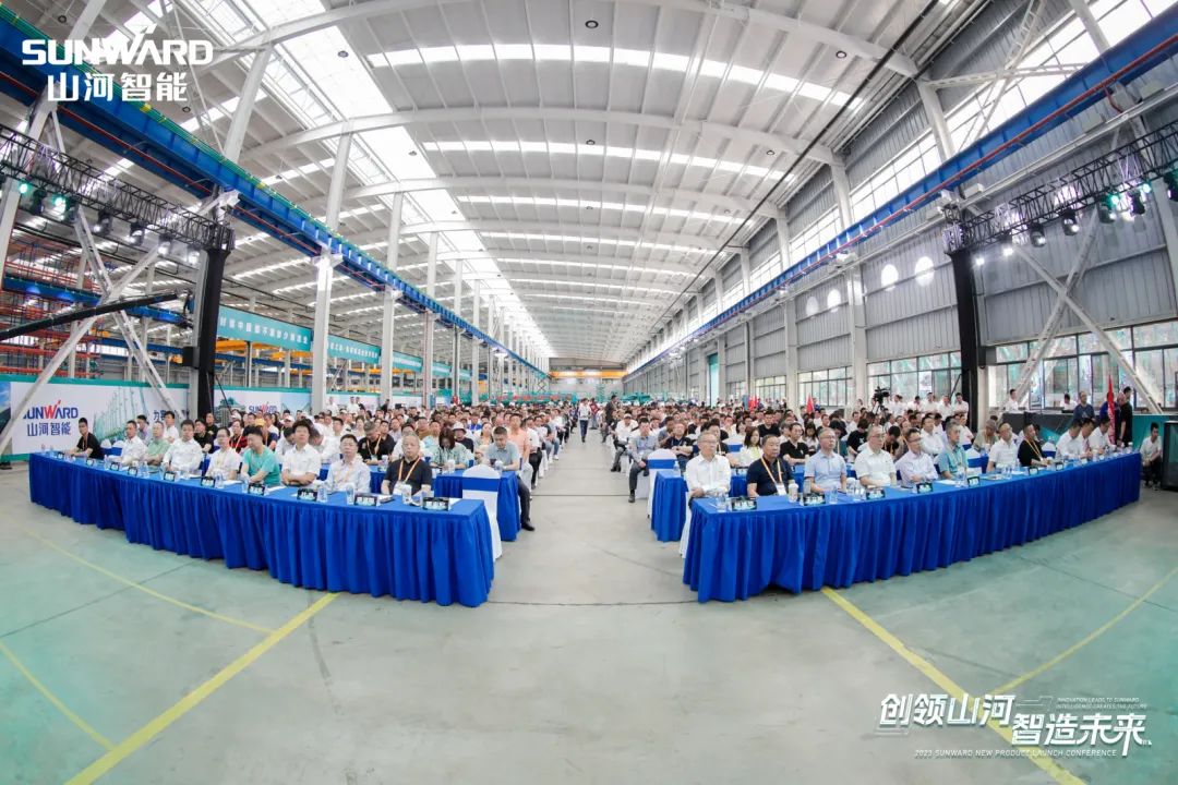 2023 CICEE | 全球工程机械盛会完美落幕！球友会体育-球友会体育（中国）官方在线
智能交出闪亮答卷