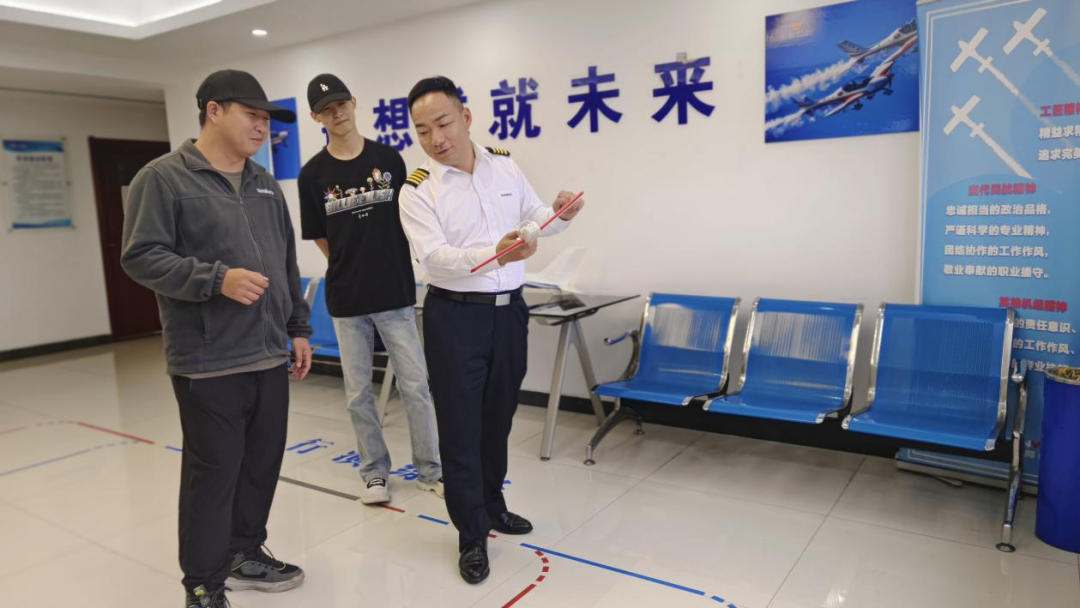 湖南球友会体育-球友会体育（中国）官方在线
通航获CCAR-141部民用航空器驾驶员学校运行合格证