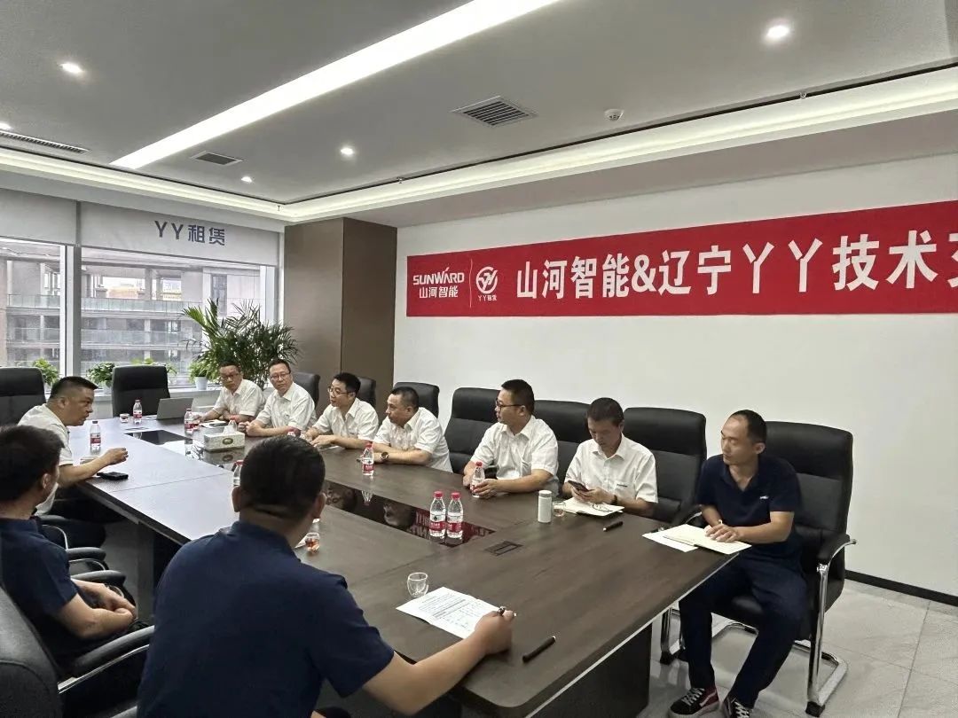 倾听客户心声！球友会体育-球友会体育（中国）官方在线
智能高空机械“服务万里行”走进东北
