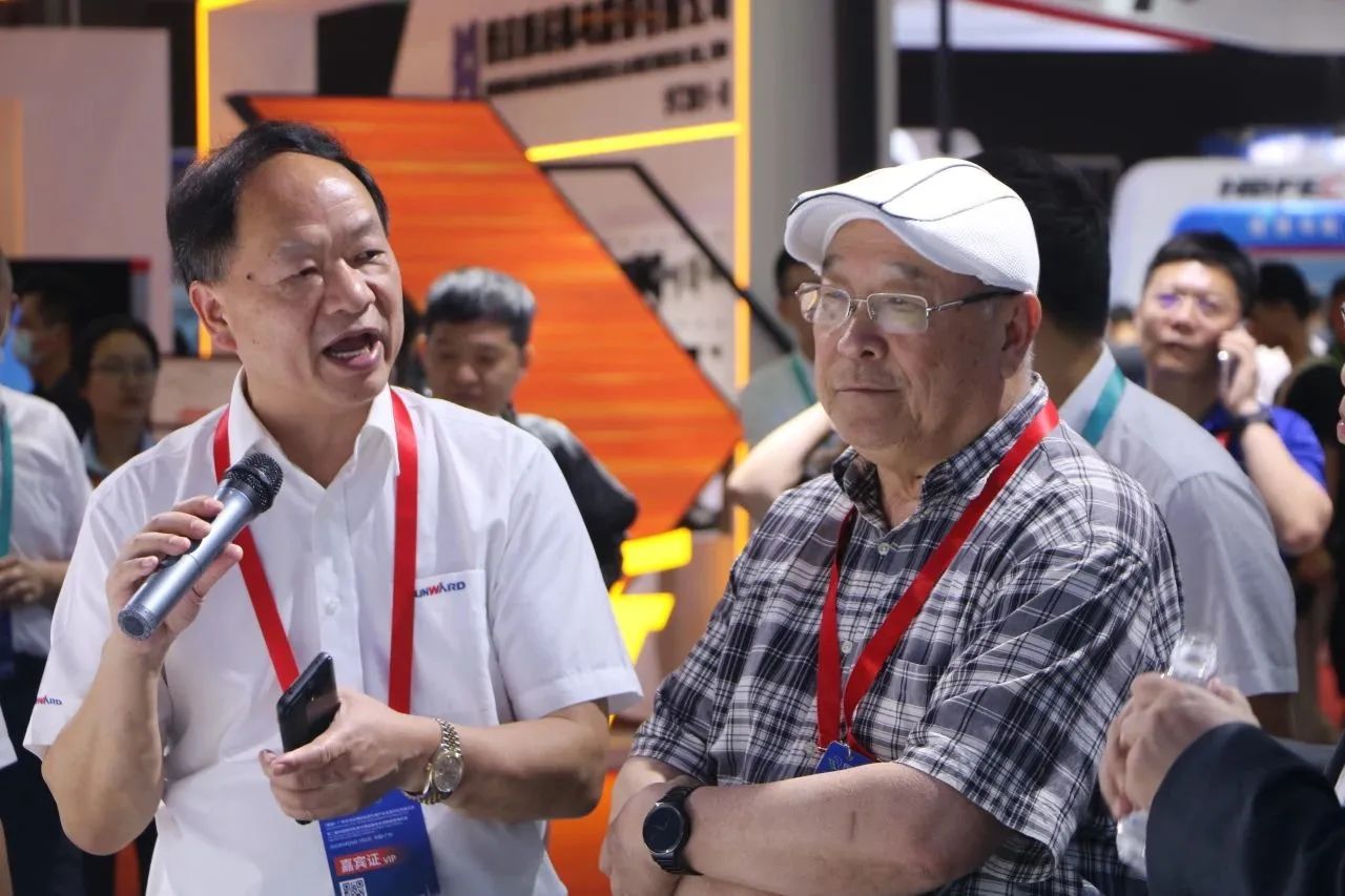中铁球友会体育-球友会体育（中国）官方在线
亮相首届广州大湾区国际轨道交通产业发展论坛暨展览会