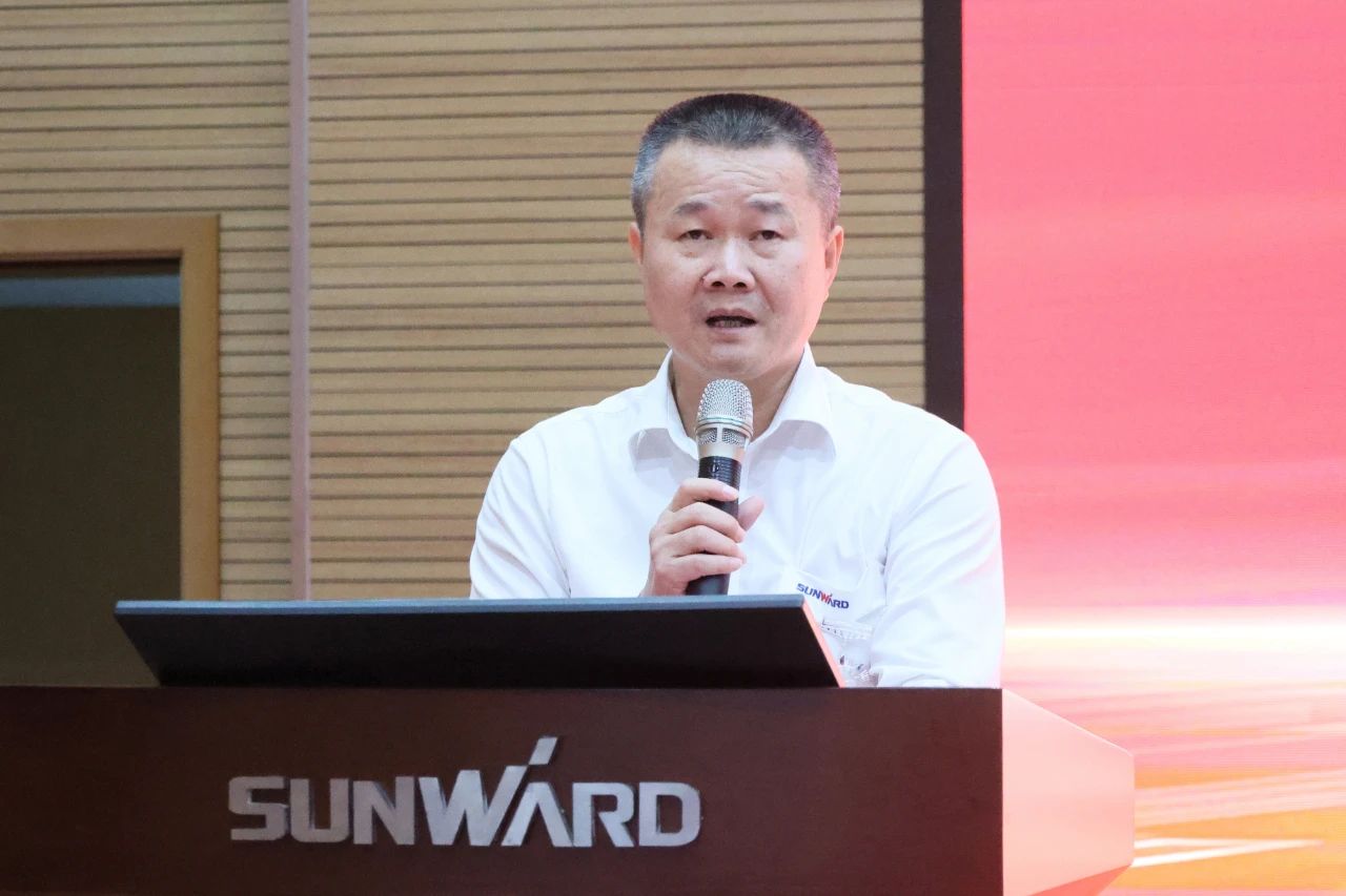 强信心 聚合力 共建美好家园——庆祝球友会体育-球友会体育（中国）官方在线
智能成立24周年表彰大会隆重召开