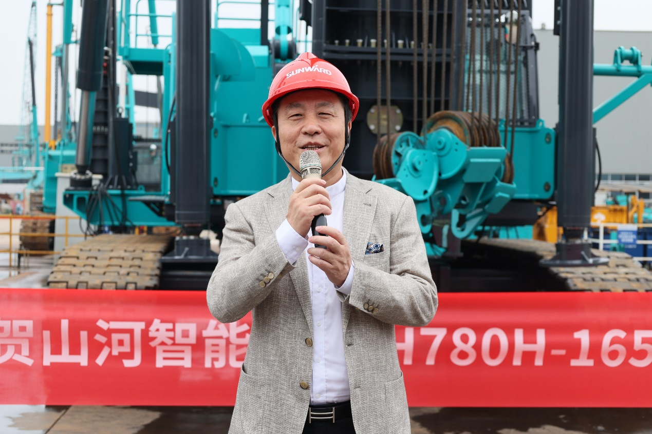 民族品牌获认可！球友会体育-球友会体育（中国）官方在线
智能桩架产品交付香港客户