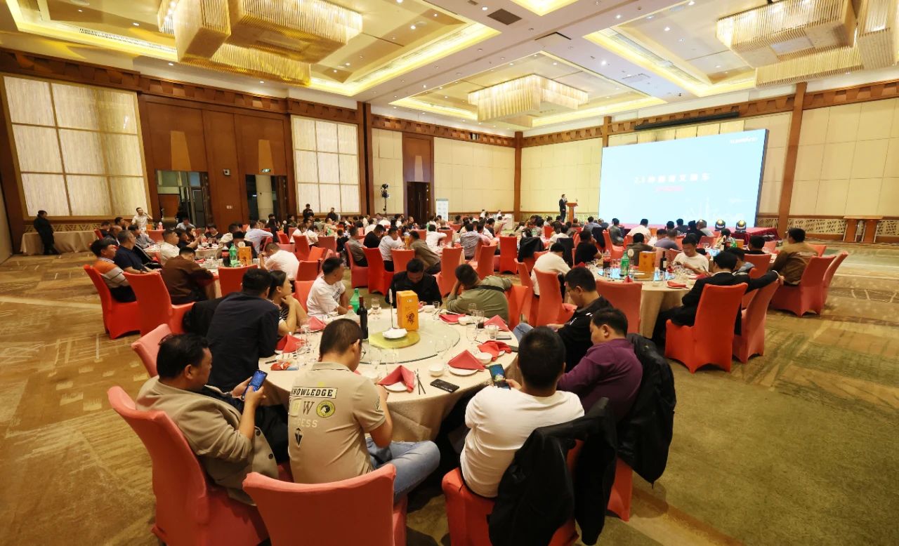 精品出击，闪耀魔都！球友会体育-球友会体育（中国）官方在线
智能全系列高空机械亮相2023亚洲国际高空展