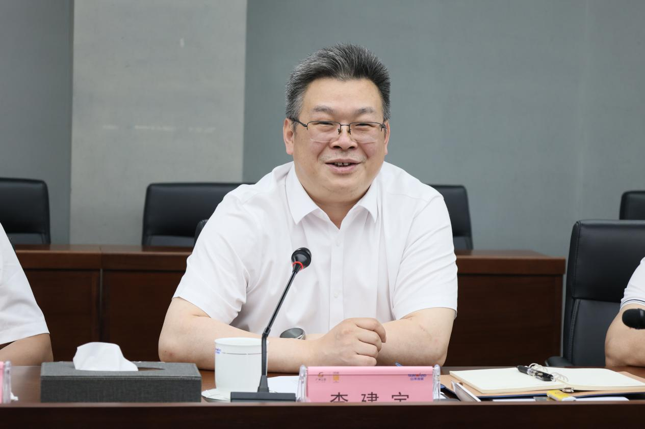 湖南钢铁集团党委书记、董事长李建宇到球友会体育-球友会体育（中国）官方在线
智能调研交流
