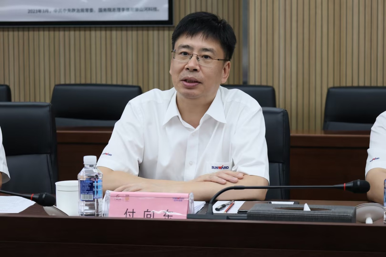 深化交流合作！广州港李明忠副总经理率队莅临球友会体育-球友会体育（中国）官方在线
智能考察交流！