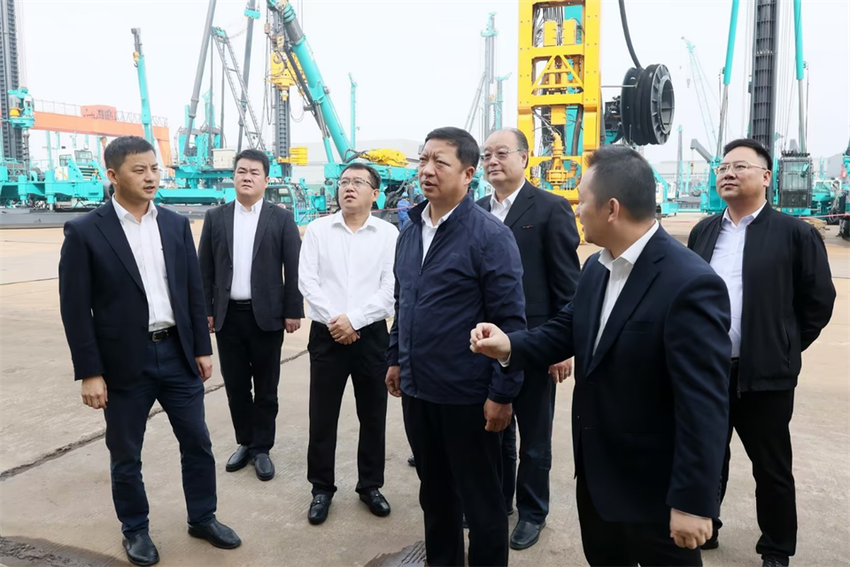 同船出海，共赢未来！中铁九局副总经理刘峻峰一行到访球友会体育-球友会体育（中国）官方在线
智能