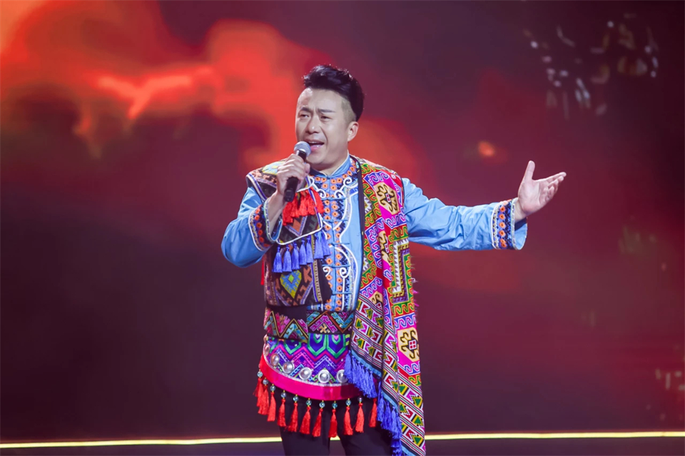 创新引领价值 理想成就未来——庆祝球友会体育-球友会体育（中国）官方在线
智能成立25周年表彰大会暨文艺晚会隆重举行