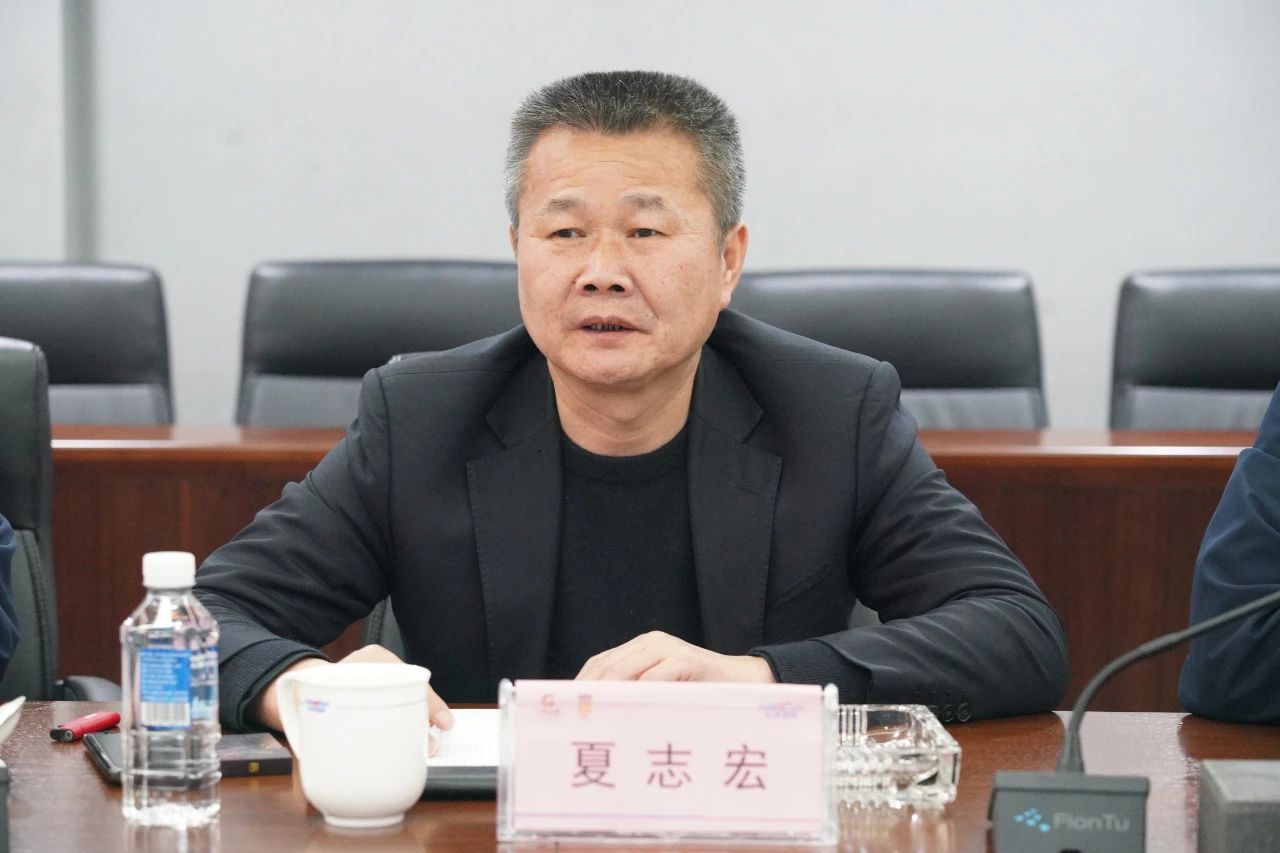 强强联手!球友会体育-球友会体育(中国)官方在线
智能与湖南楚湘建工集团达成共建矿山生产建设创新联合体共识