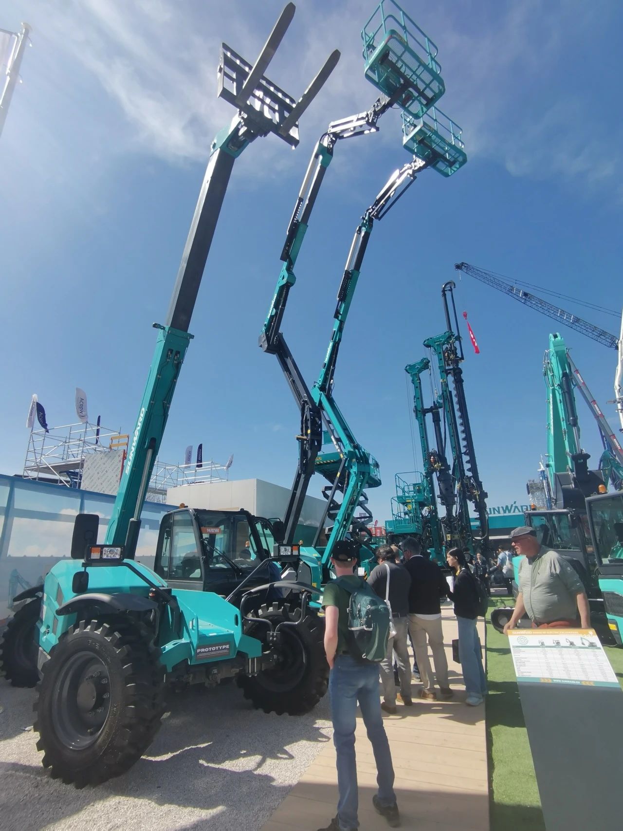 球友会体育-球友会体育（中国）官方在线
智能高空机械闪耀Bauma 2025！ 新能源技术与创新产品获全球瞩目