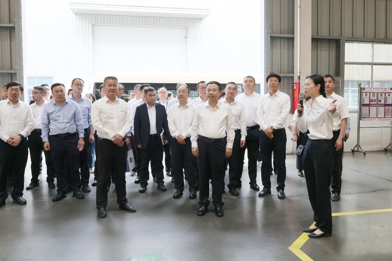 天能控股集团党委书记、董事长张天任率队到访球友会体育-球友会体育（中国）官方在线
智能