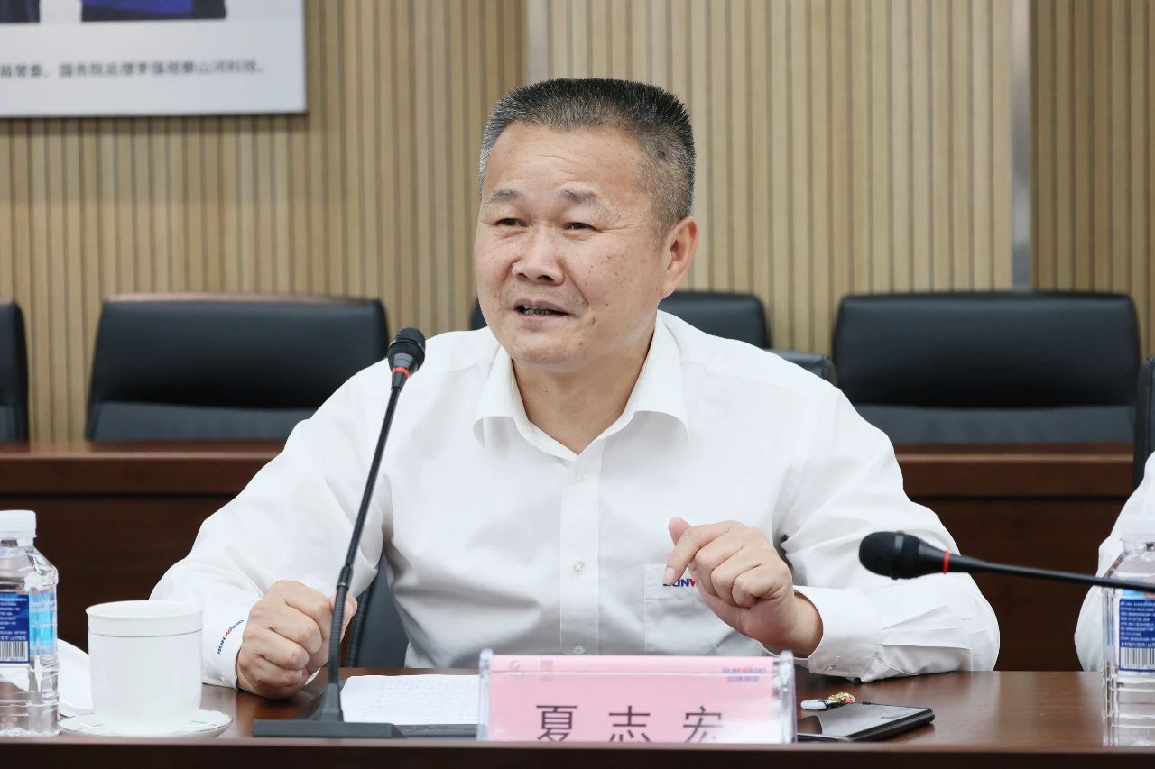 天能控股集团党委书记、董事长张天任率队到访球友会体育-球友会体育（中国）官方在线
智能