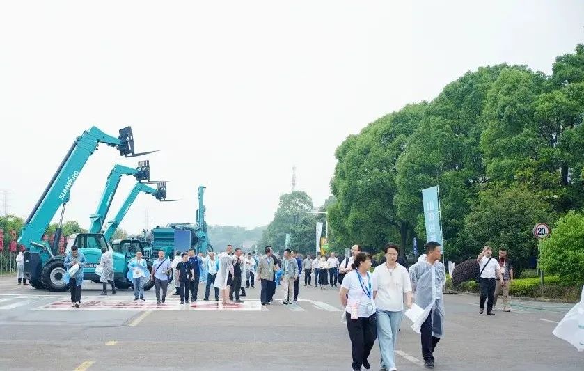 2025 CICEE | 为客户创造价值,球友会体育-球友会体育(中国)官方在线
智能客户交流会圆满举办