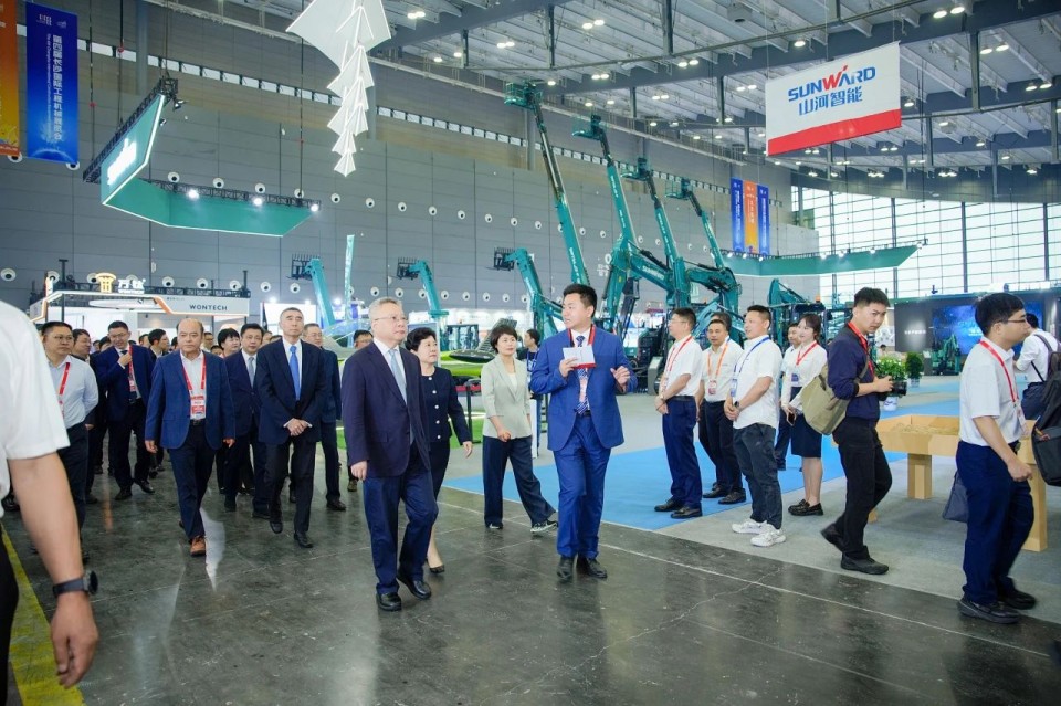 2025 CICEE | 球友会体育-球友会体育（中国）官方在线
智能实力闪耀2025长沙国际工程机械展