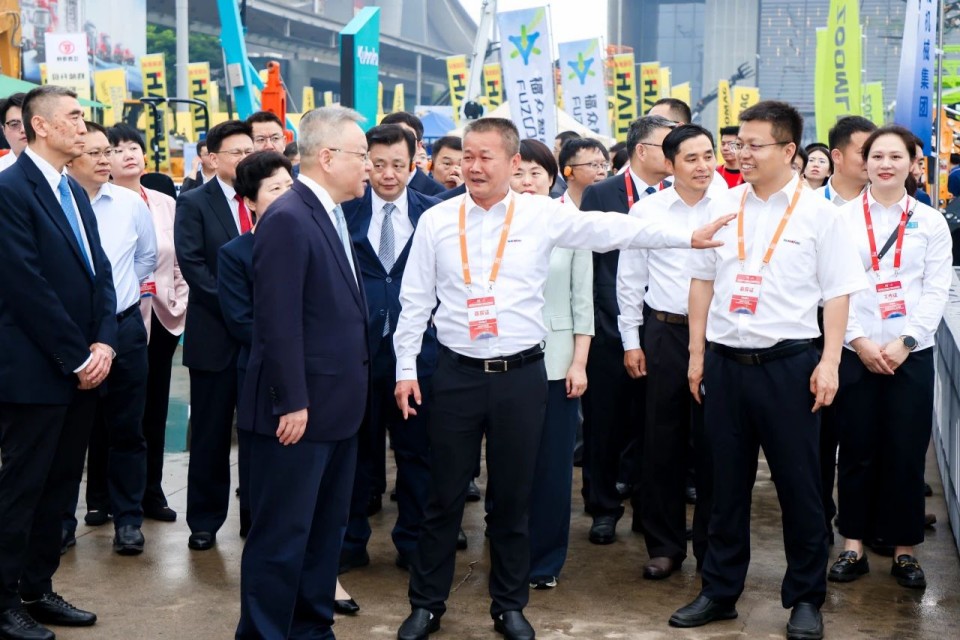 2025 CICEE | 球友会体育-球友会体育（中国）官方在线
智能实力闪耀2025长沙国际工程机械展