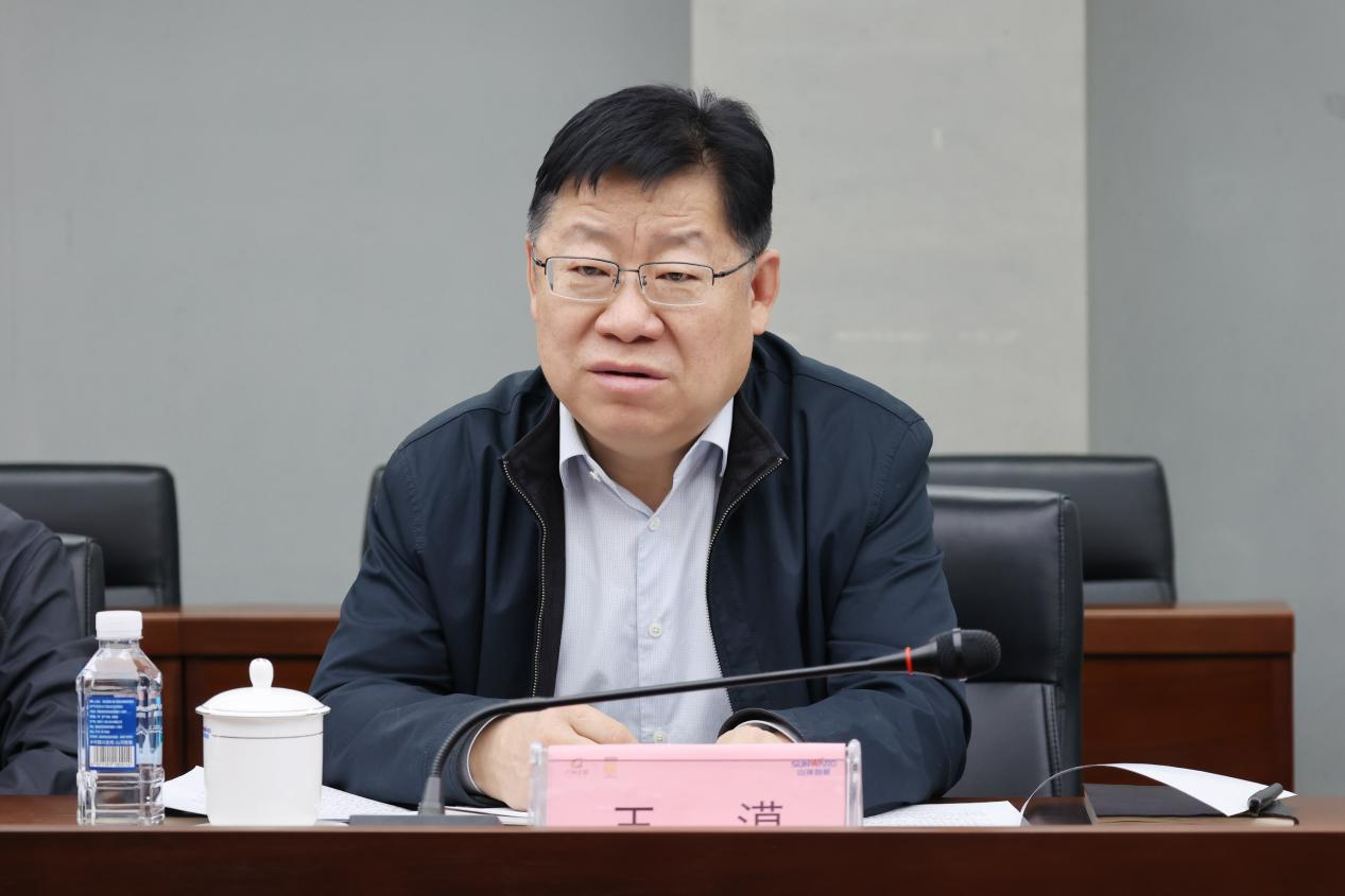 新矿投资集团党委书记、董事长王漠到访球友会体育-球友会体育（中国）官方在线
智能