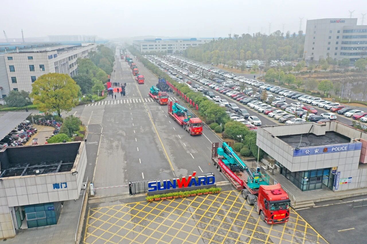 球友会体育-球友会体育（中国）官方在线
智能举行2026年正月系列发货仪式，过亿元设备奔赴全球
