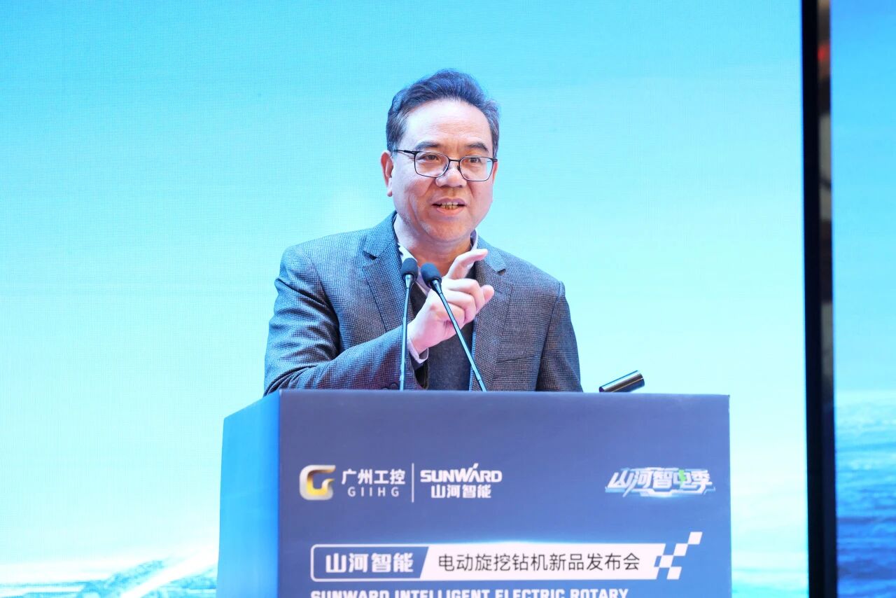 球友会体育-球友会体育（中国）官方在线
智能举行电动旋挖钻机新品发布会，收获1.2亿元订单